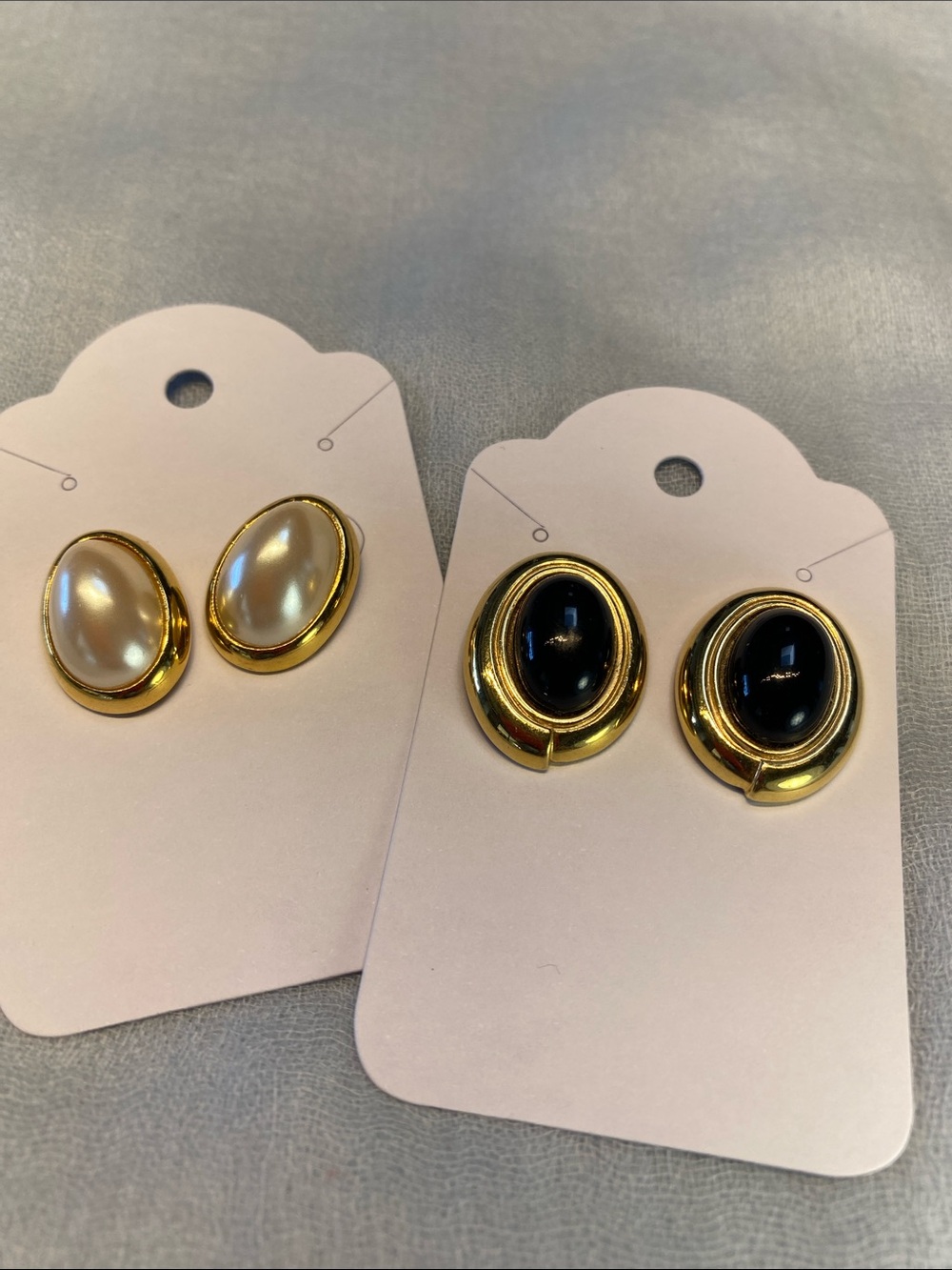 Classic Earrings!  2 Pairs…